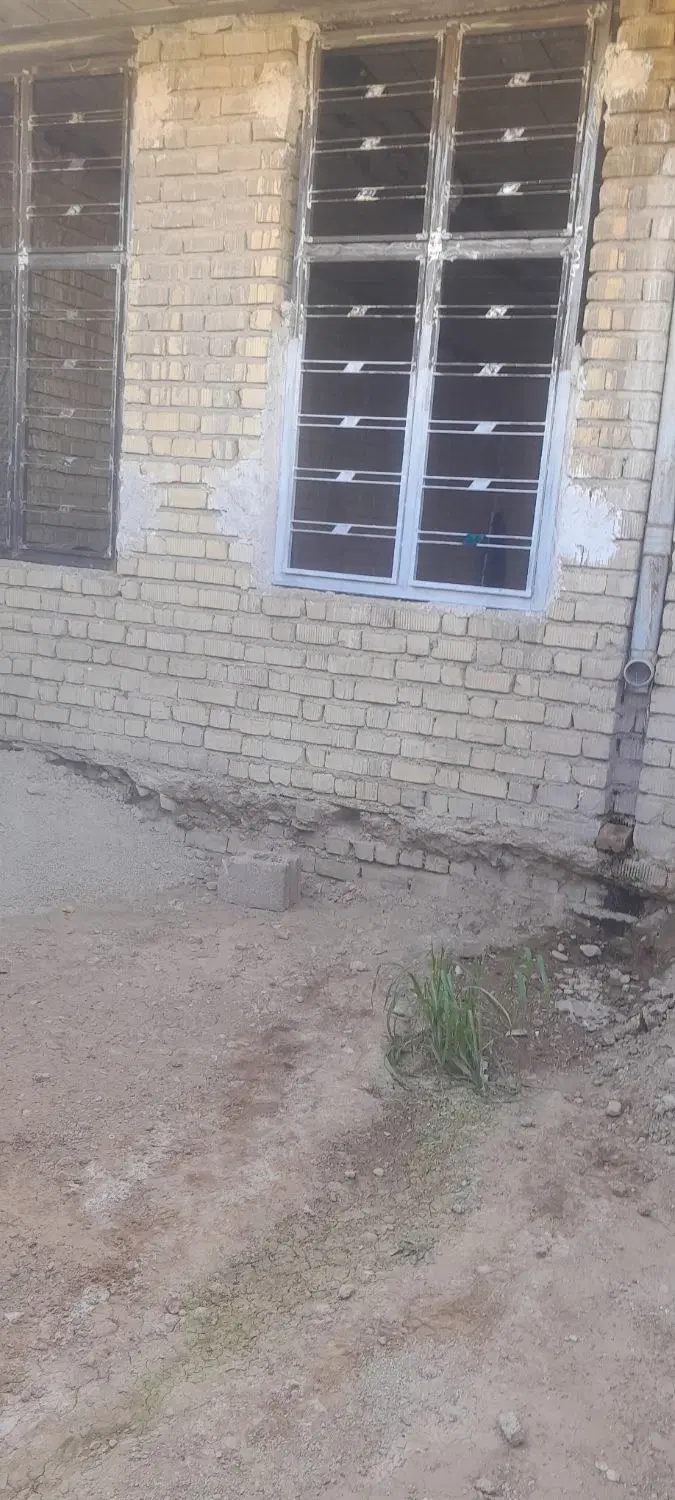 اسکلت ۱۳۰متری و منزل مسکونی