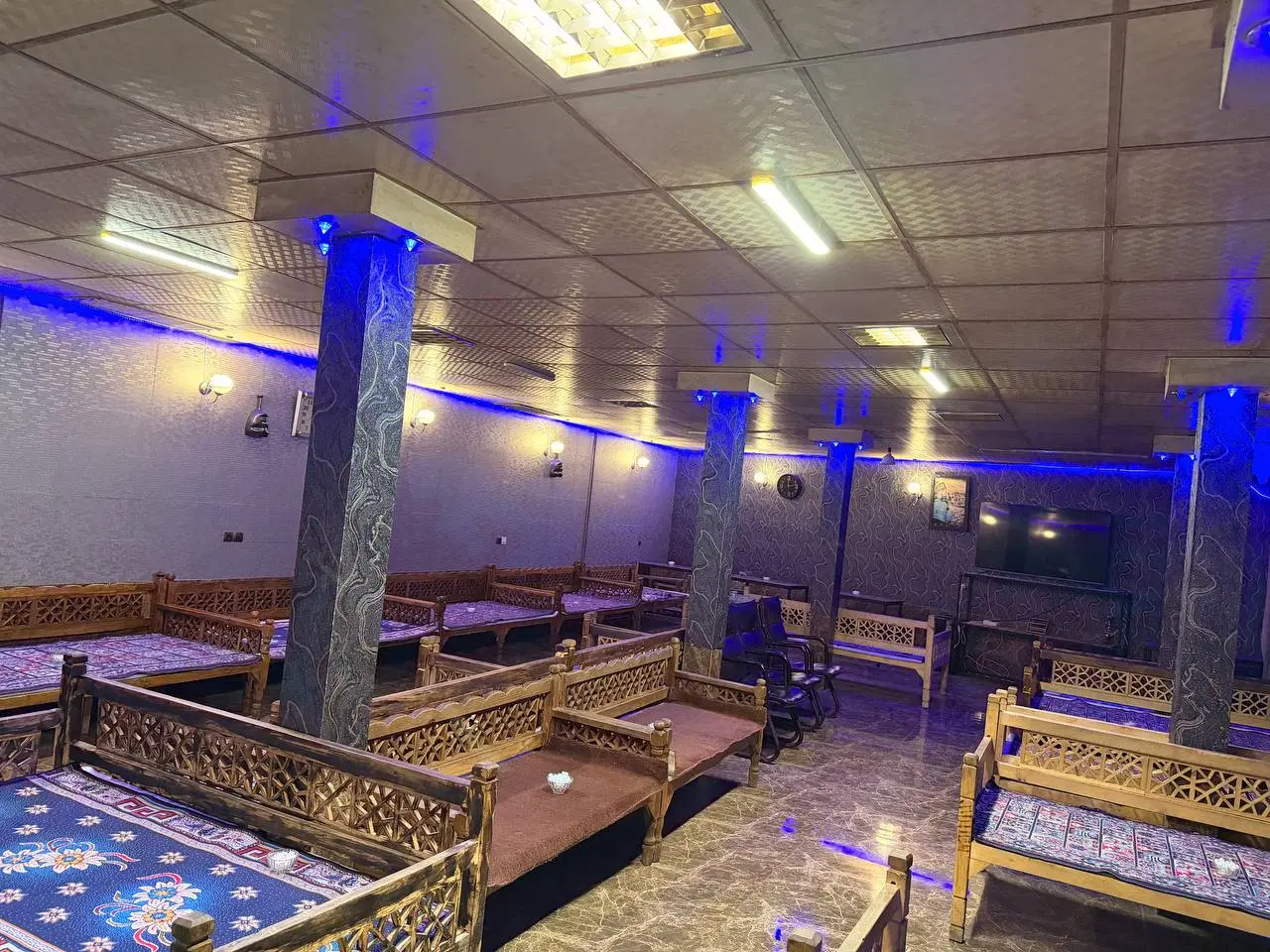 واگذاری سفره خانه و قهوه خانه در بازار مبل
