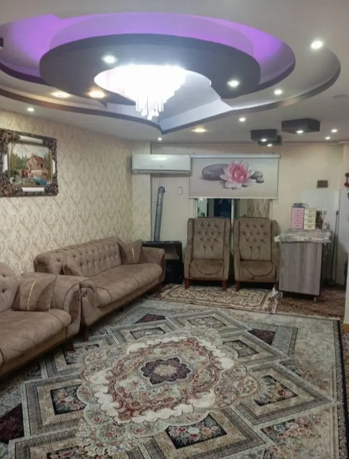 واحد ۷۸ متری طبقه ۲ طبقه ۲
