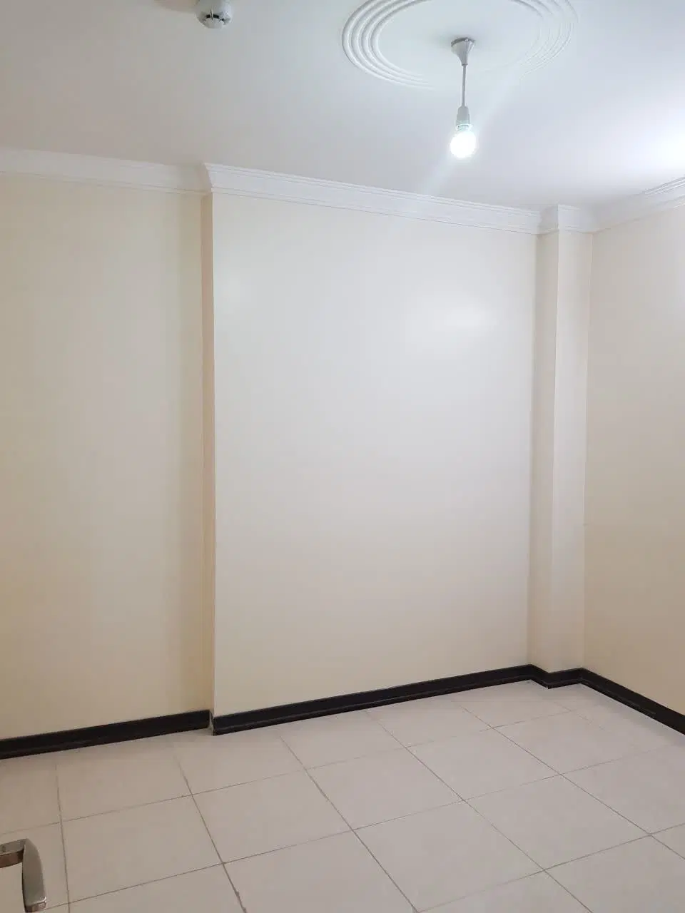 رهن و اجاره اپارتمان ۱۱۰ متری لاکچری ملک شهر
