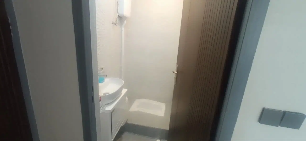 اجاره دفتر کار ۱۲۰ متری بر خیابان