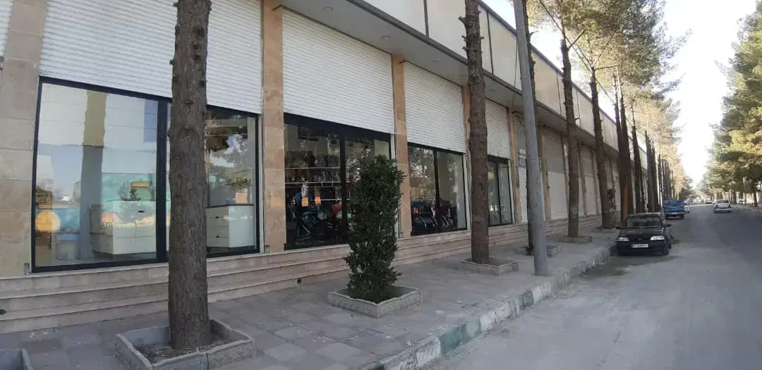 مغازه با متراژ ۶۰ _۷۵ _ 560  120 متری تا  ۱۸۰ متری