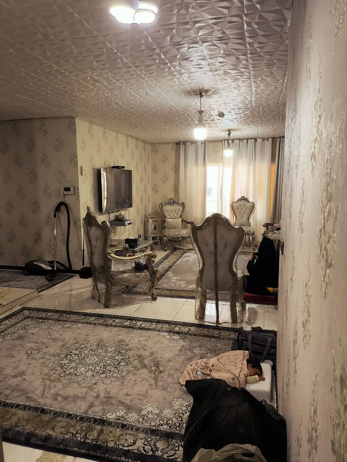 ۲۰۰۰ واحدی ردیف اول