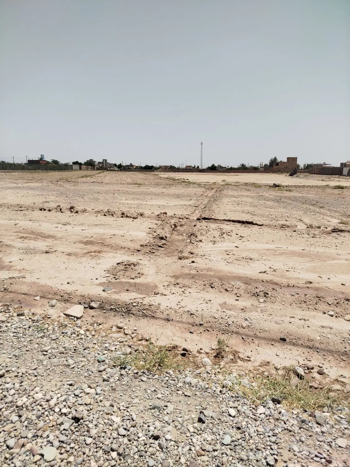 زمین در حاجی آباد