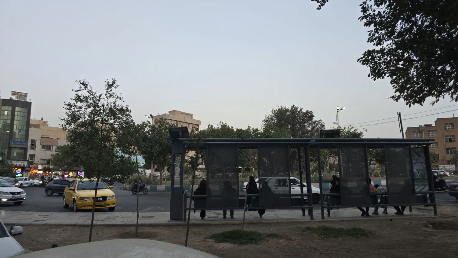 تجاری ۲۱ متر با امکانات کامل