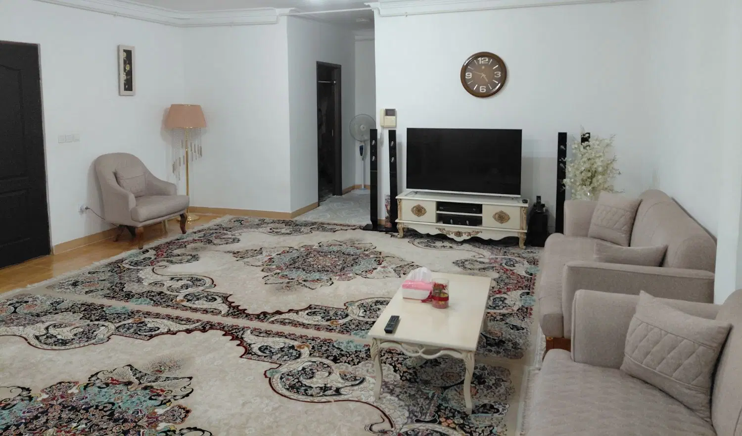 واحد فروشی