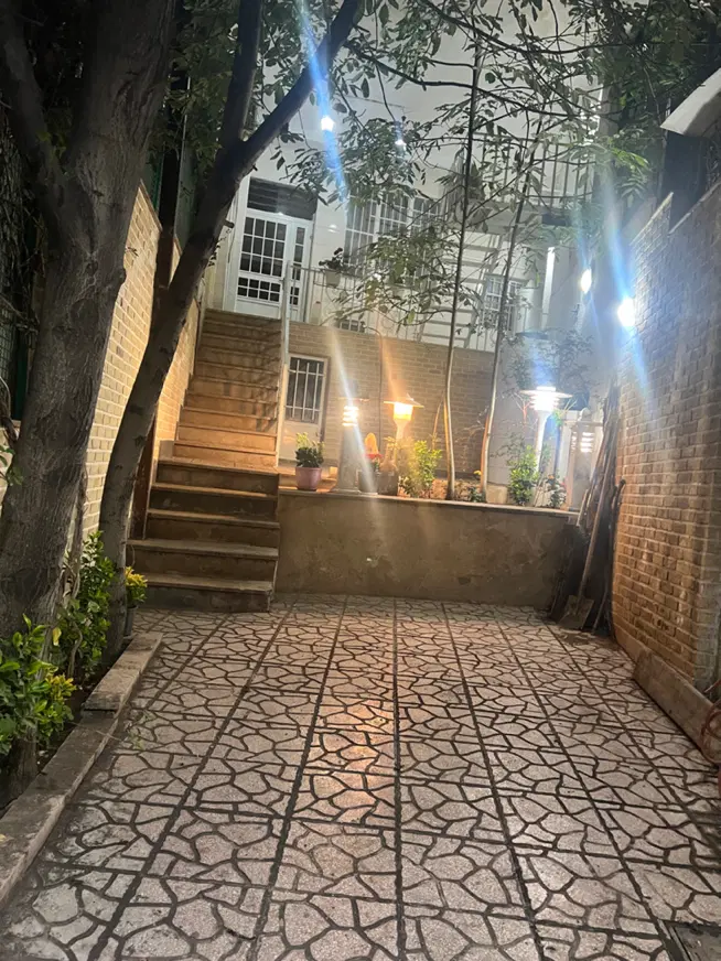 اجاره باغچه ویلایی ۱۲۰ متری دربست