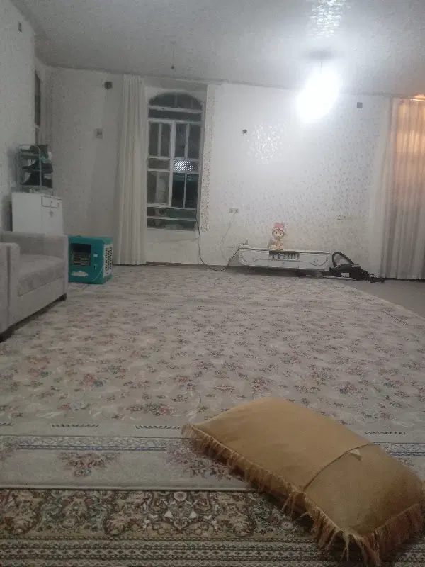 اجاره مسکونی گوشه شاه قاسم ع