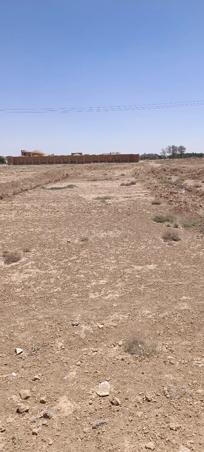 زمین فروشی