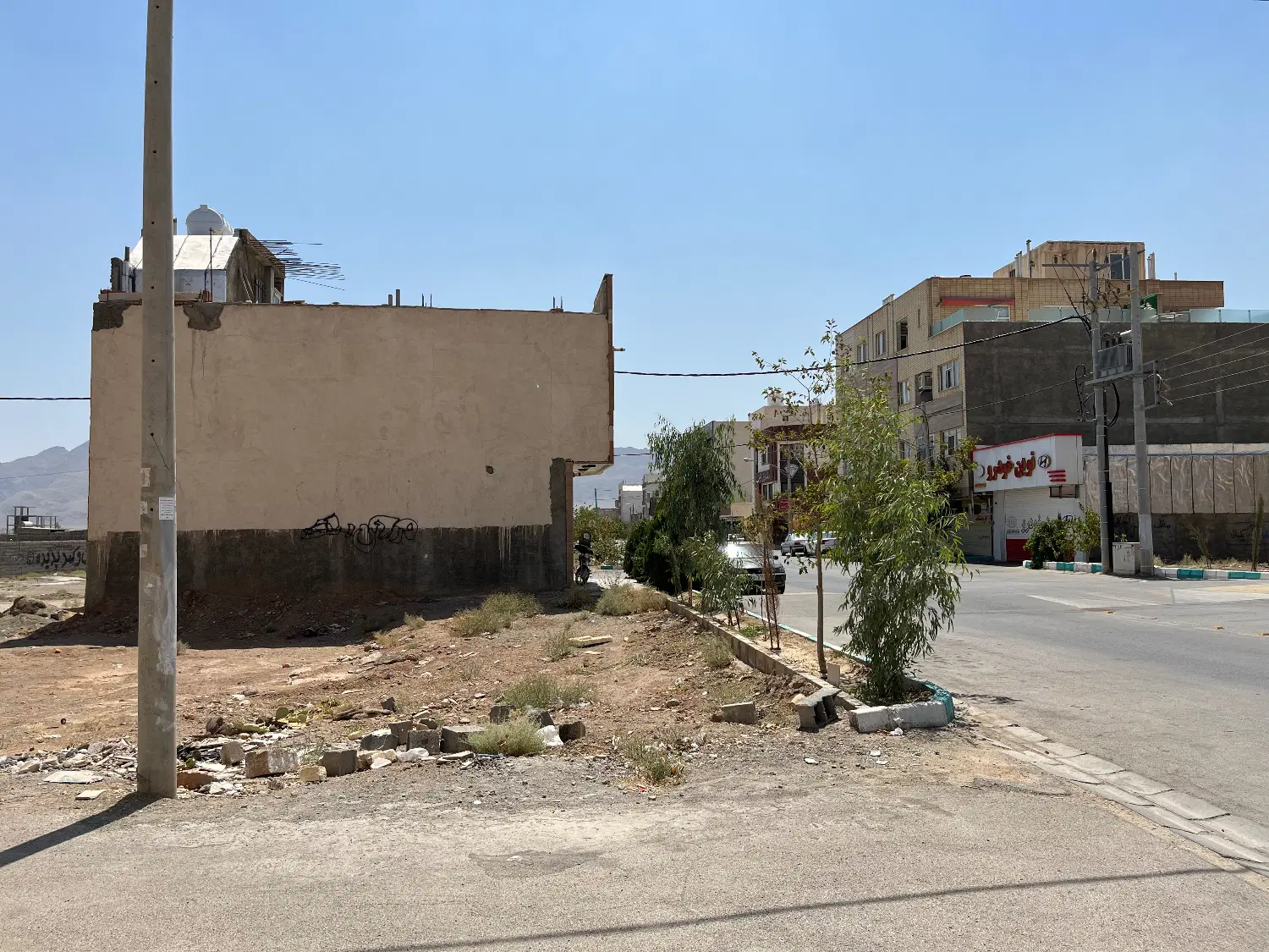 فروش زمین تجاری و مسکونی