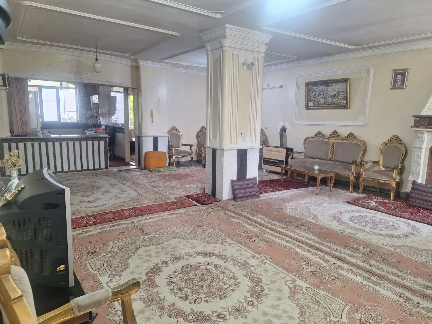 فروش ساختمان ۳ طبقه در کوی دادگستری تبریز