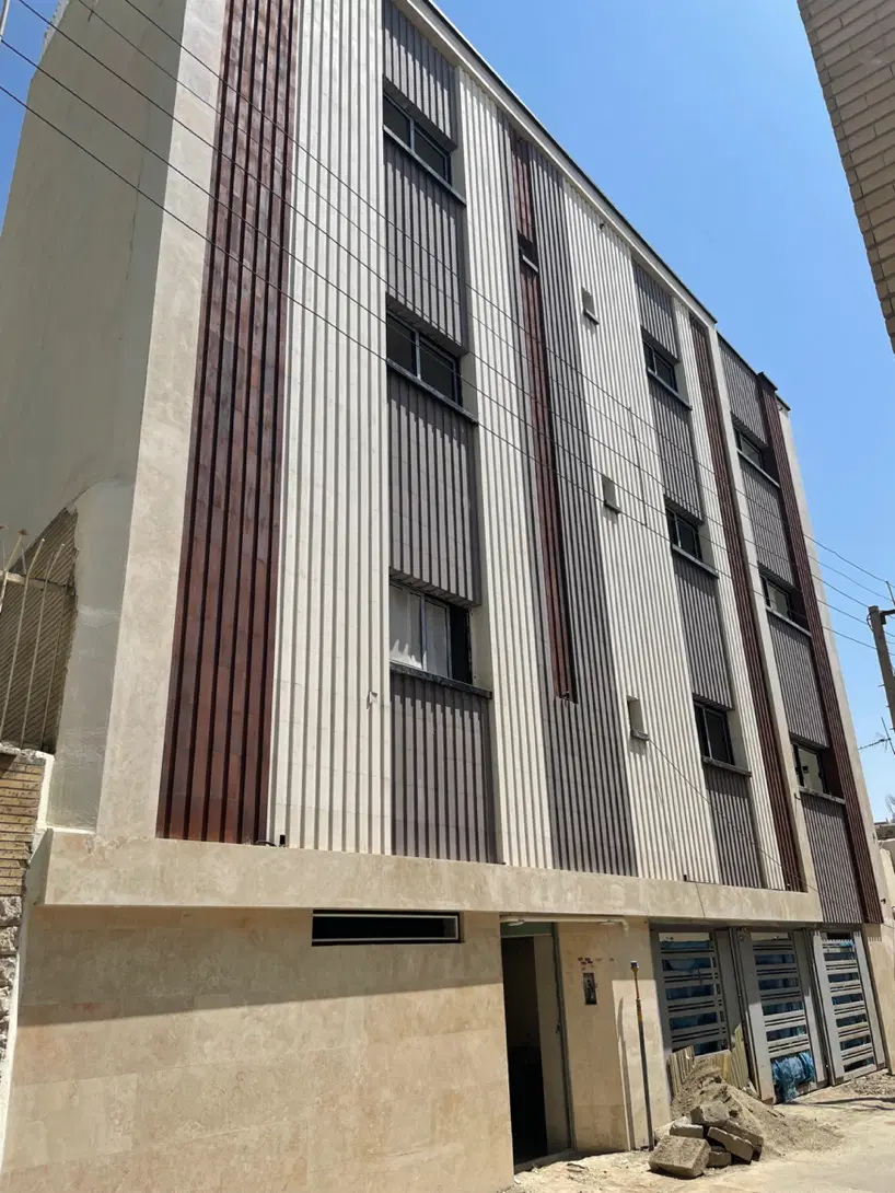 آپارتمان سه طبقه کلیدی