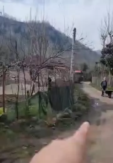 ۱۶۲متر زمین سندار