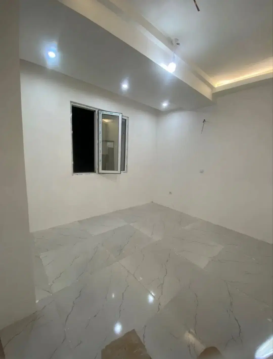 فروش آپارتمان دو خواب زیباشهر