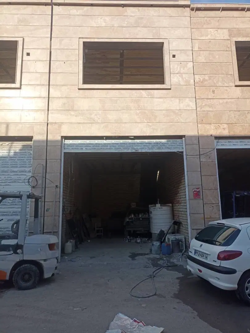 فروش مغازه ۱۰۰ متری