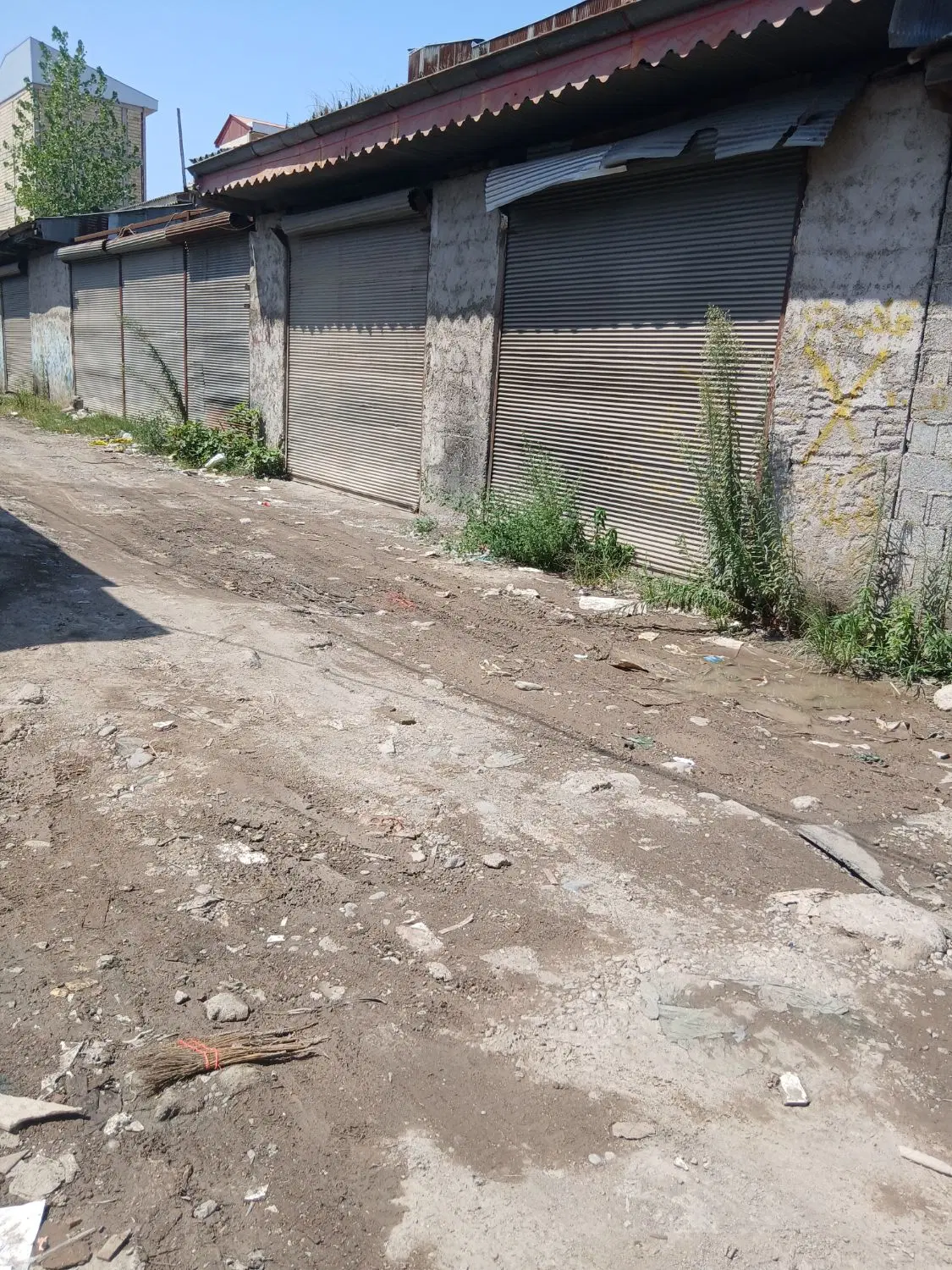 ملک تجاری مسکونی