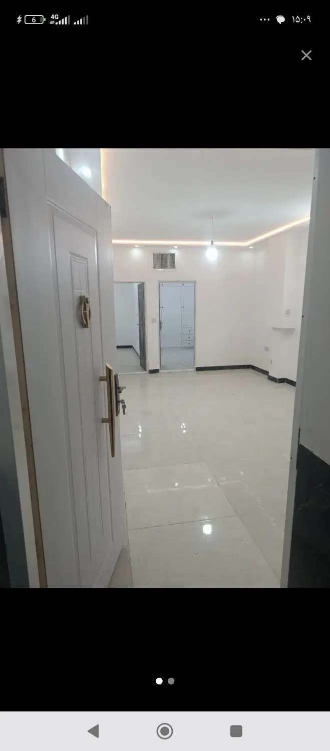 یک واحد آپارتمان دارای دو خواب موتور رو