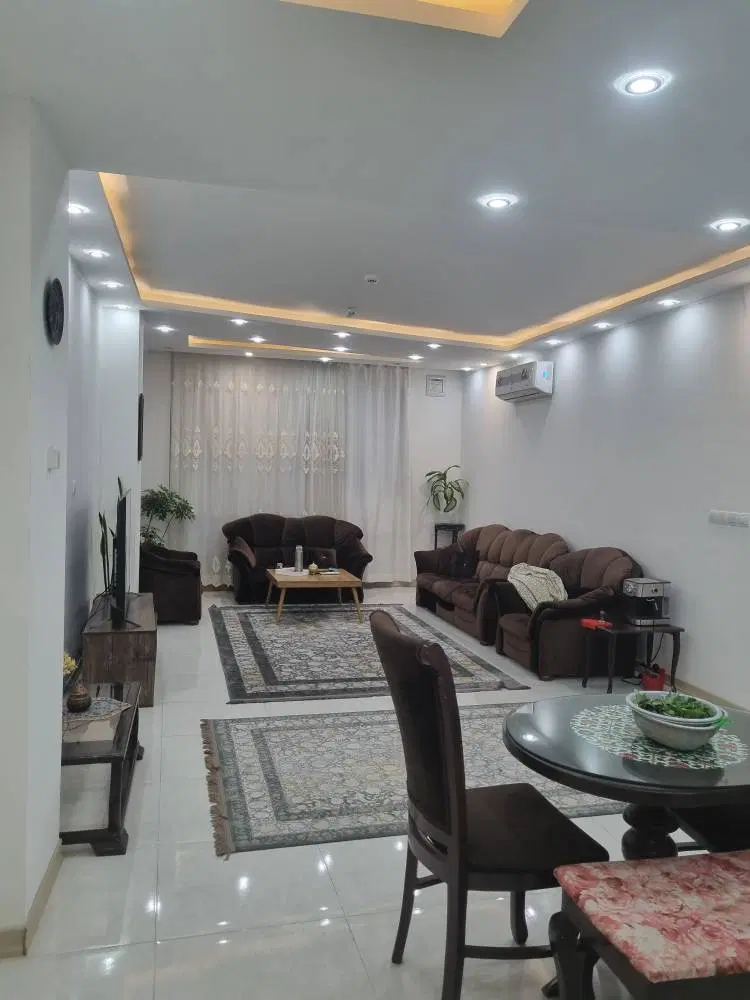 فروش آپارتمان یک خوابه۸۳ متری