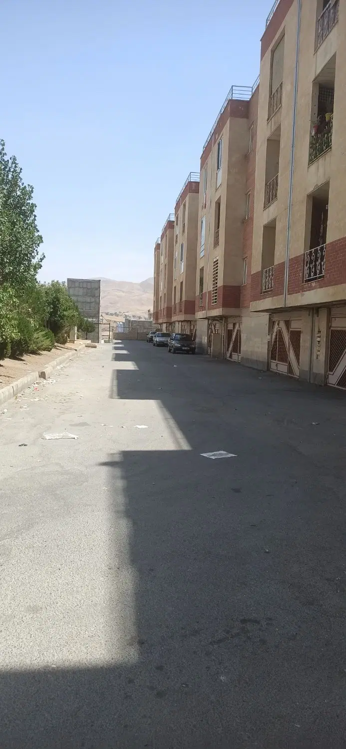 آپارتمان کارکنان کمیته امداد نگین ساحل