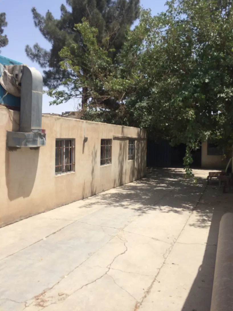 کارگاه ۴۷۰ متر فروشی