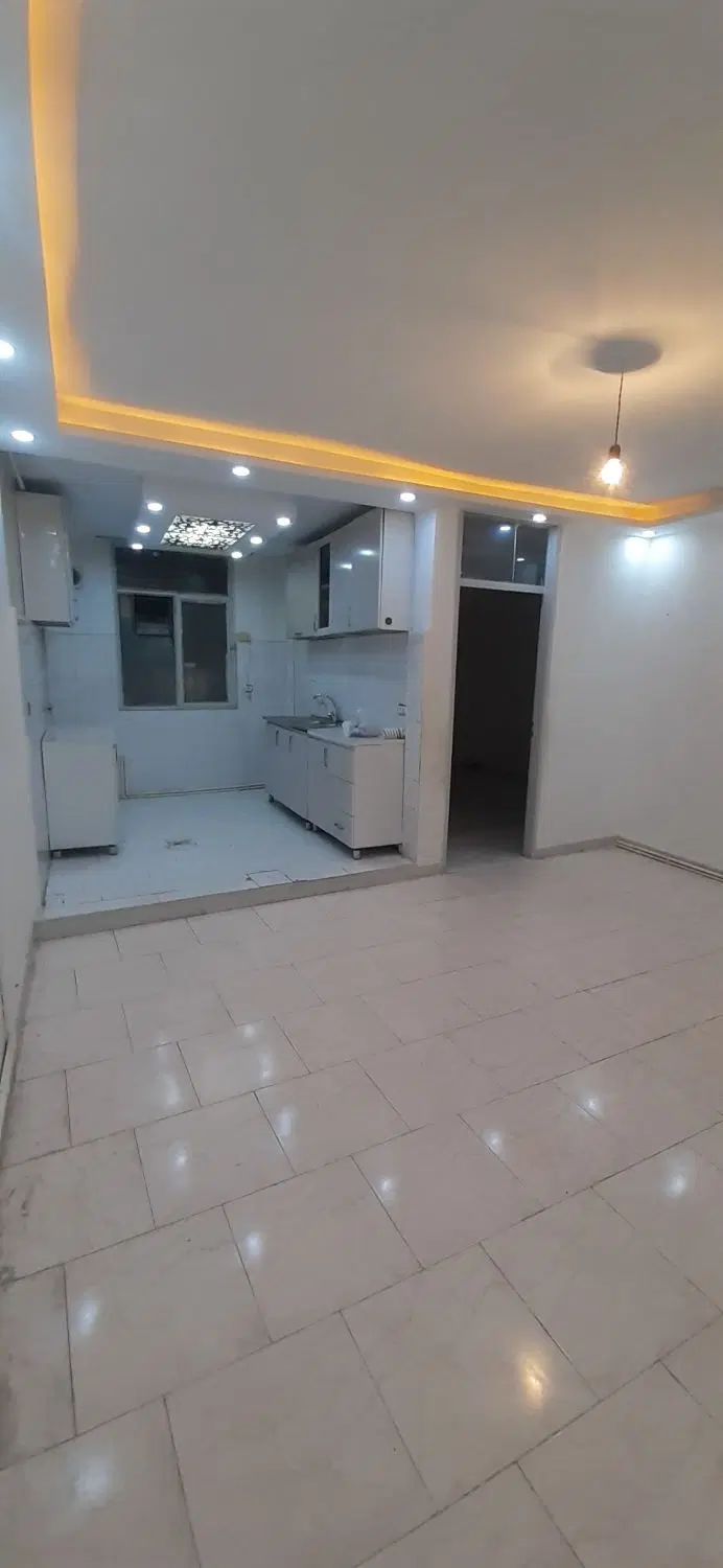 آپارتمان ۵۷ متر پارکینگ انباری آسانسور