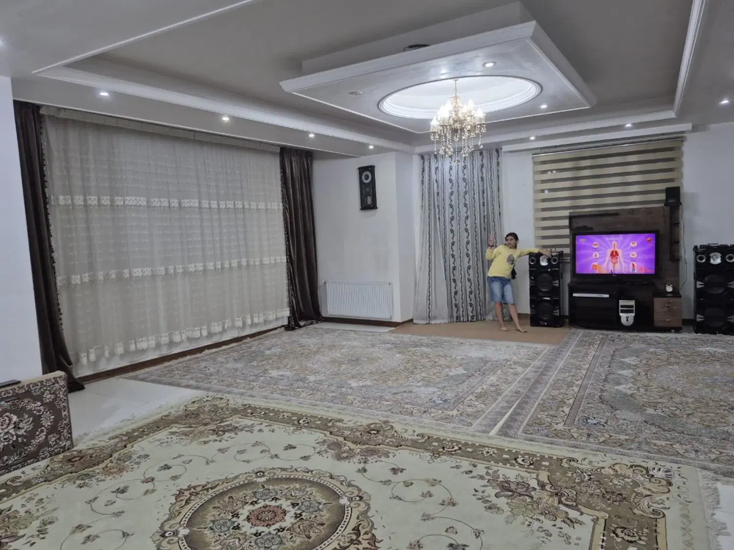 واحد ۱۳۴متر با پارکینگ نوساز