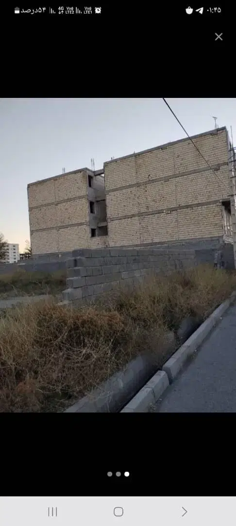 ۳۰۲ متر زمین داخل بافت مسکونی