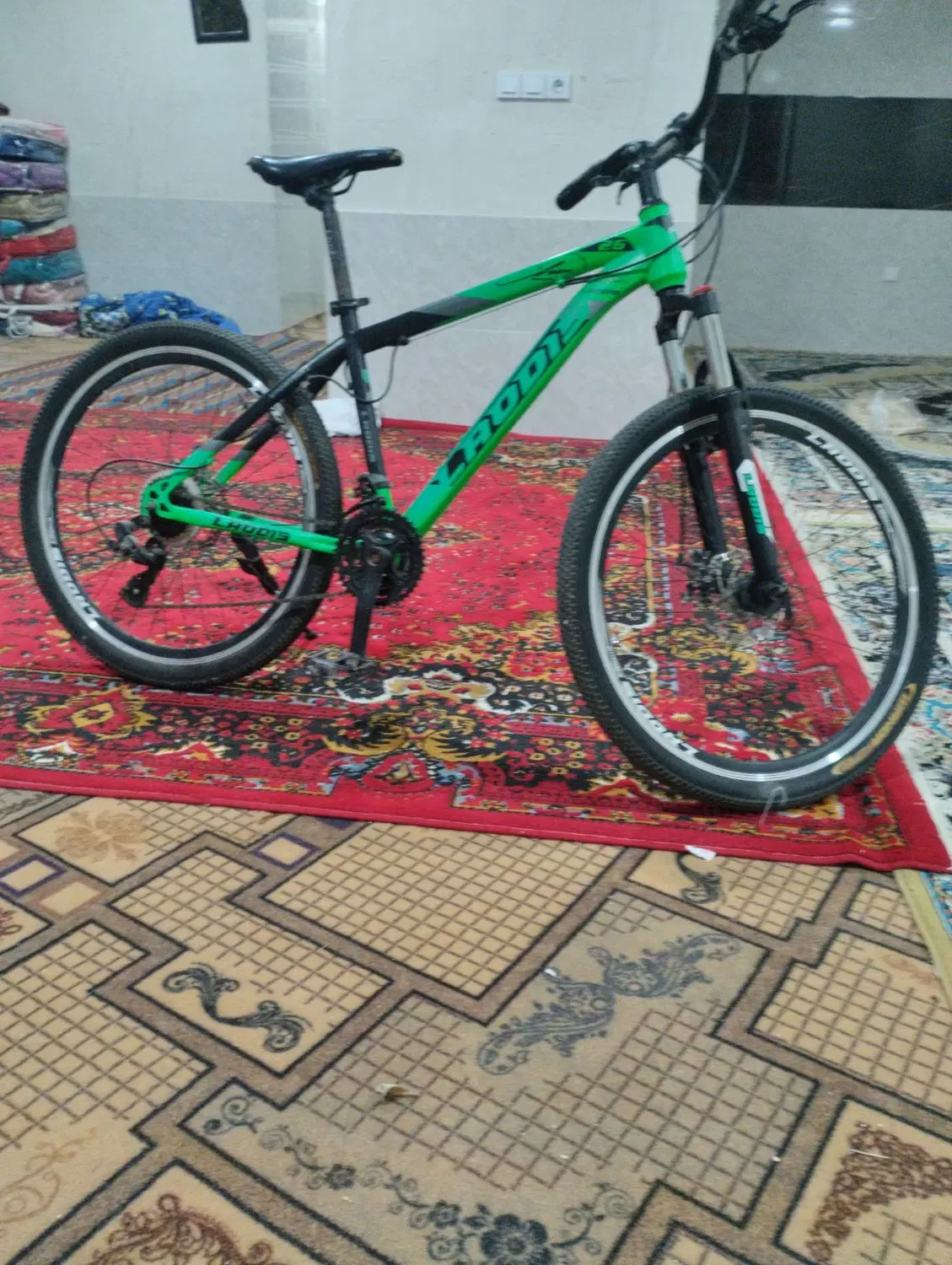 خانه کلنگی 160مترباسندتکبرگ.گویم