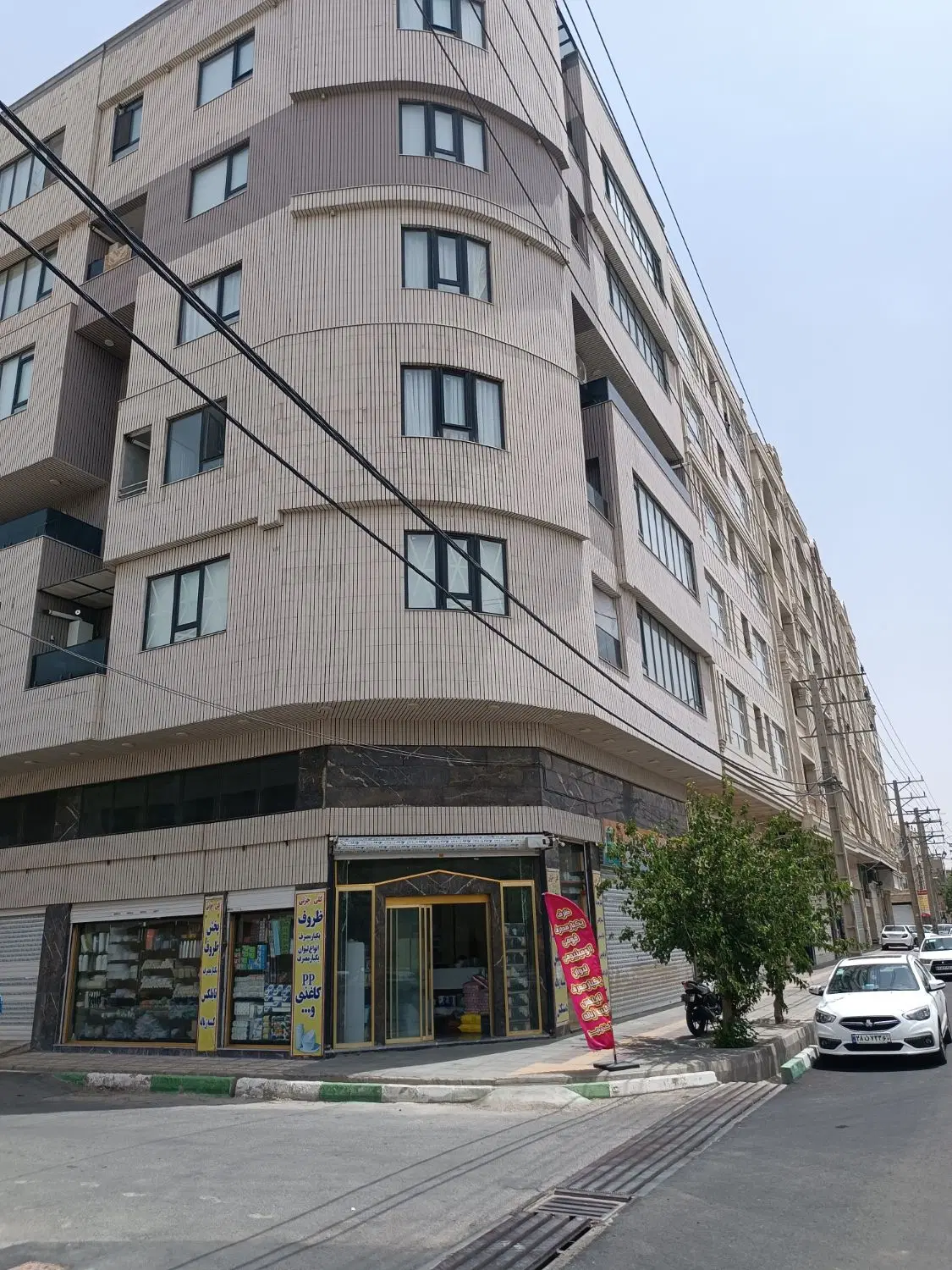 فروش مغازه تجاری ، دو بر ، خیابان اصلی شهر