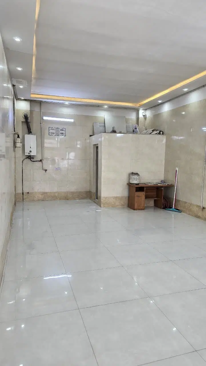 فروش مغازه 100متری دونبش حاشیه کشاورز3