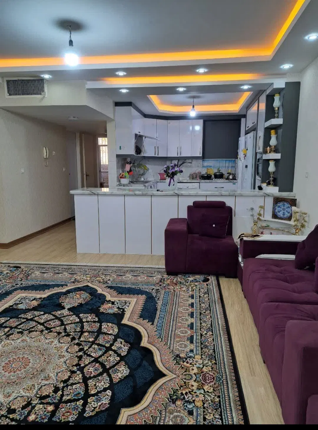 آپارتمان ۹۷متری طبقه همکف