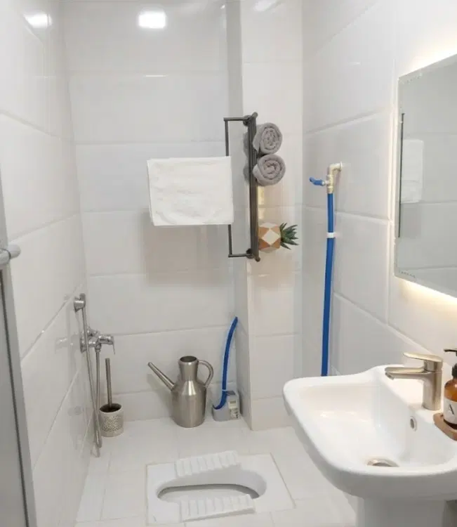 سوییت دربست پارکینگدار شیک و تمیز مطابق عکس