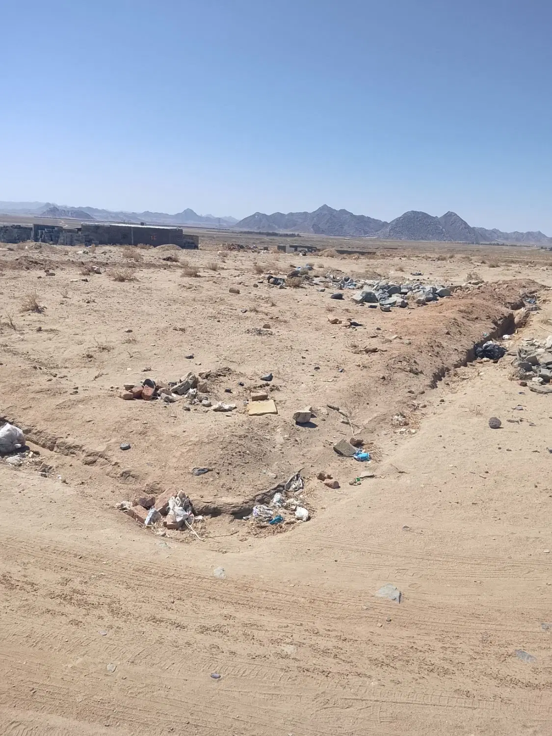 زمین منزلاب جای مسجد جامع