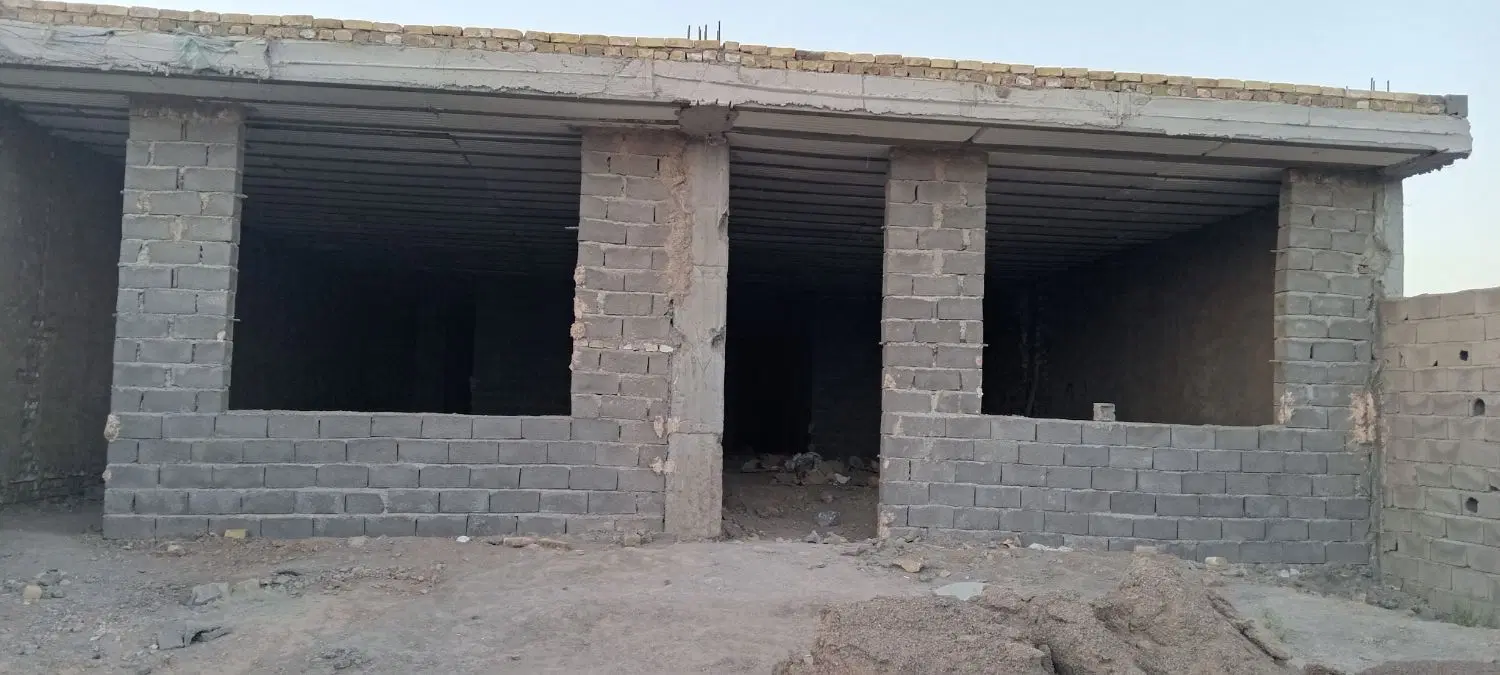 خانه نیمه ساز