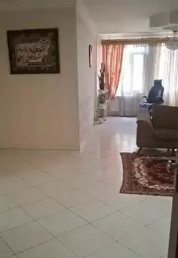 ۱۰۰مترپذیرایی پرده خور روبه آفتاب