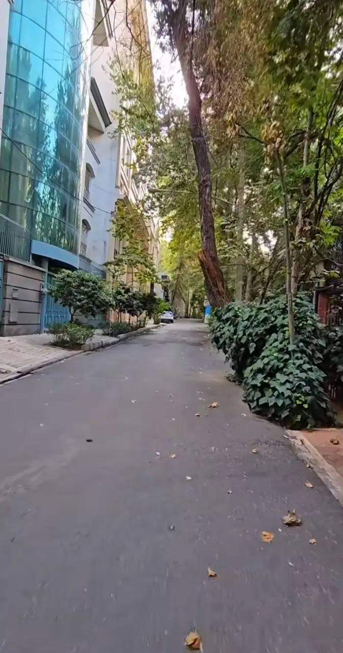 منزل ویلایی دوطبقه نظر غربی _ بوستان سعدی