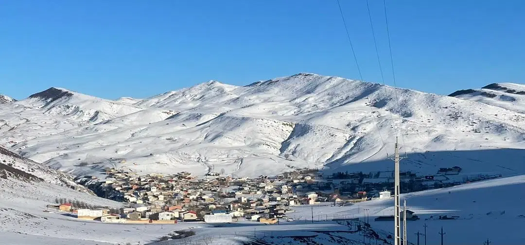 زمین فروشی در روستای زیبا وتاریخی سرخگریوه