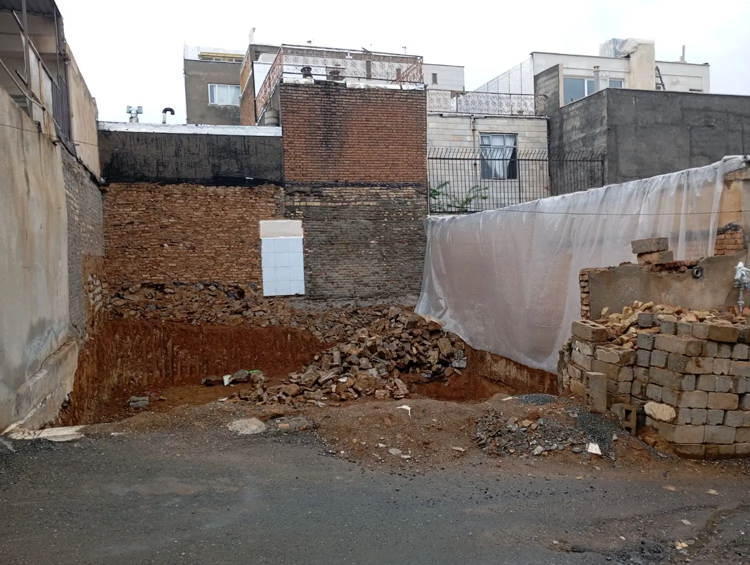 مشارکت در ساخت