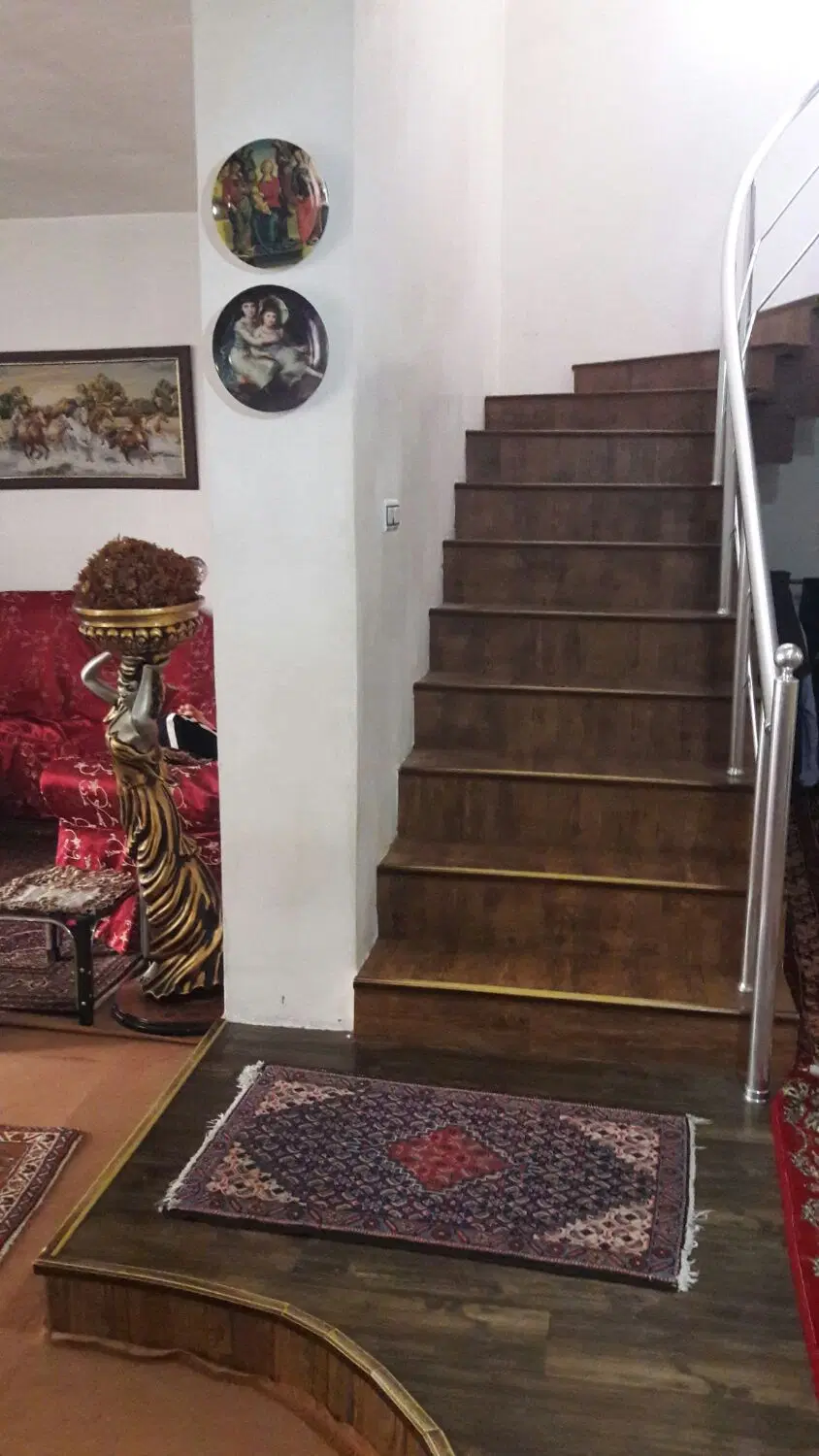 فروش خانه ویلایی دوبلکس ۲۰۰ متری شهرک حافظ