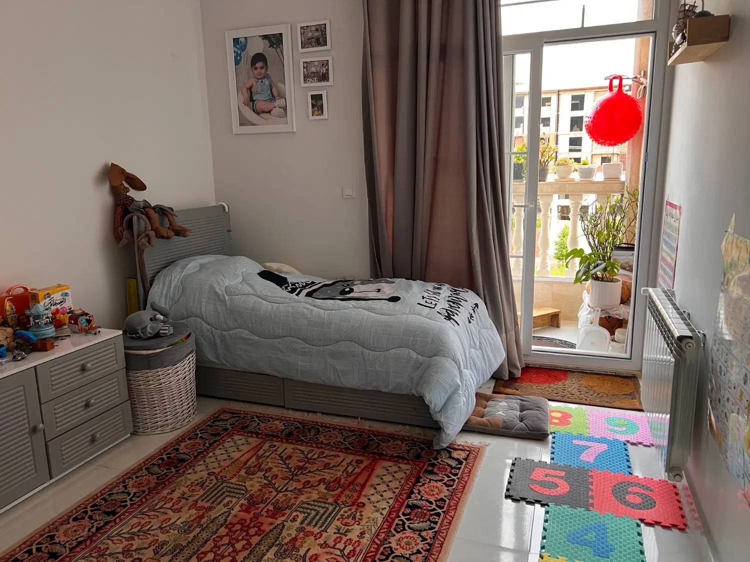 آپارتمان ۹۵ متر فول محدوده پرستار انزلی