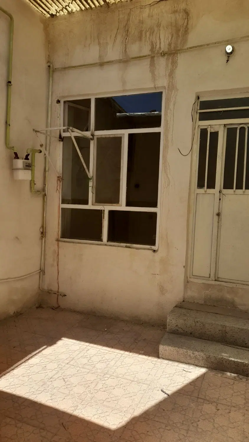 یکباب خانه درآخمقیه کوی ۶متری بهشتی