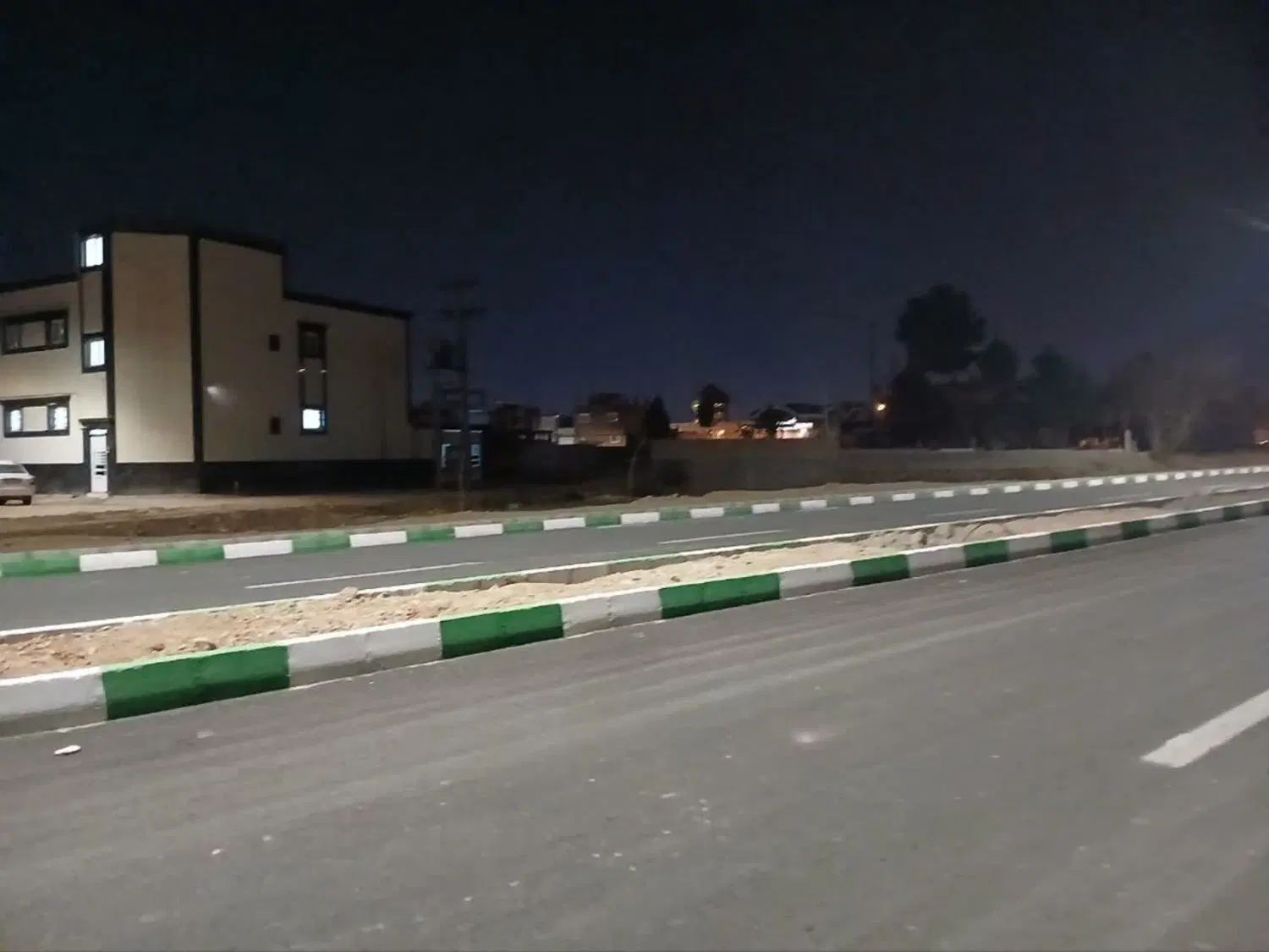 زمین مسکونی