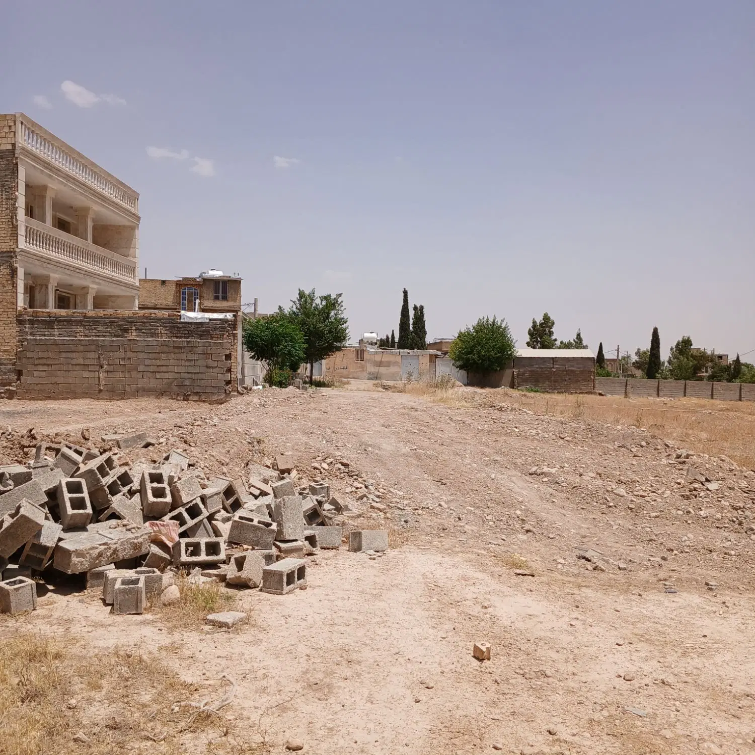 زمین مسکونی کرونی