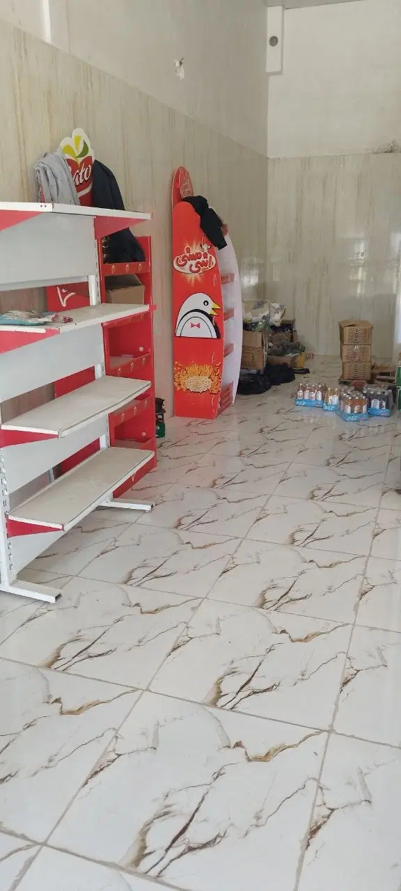 رهن و اجاره مغازه ۴۰ متری