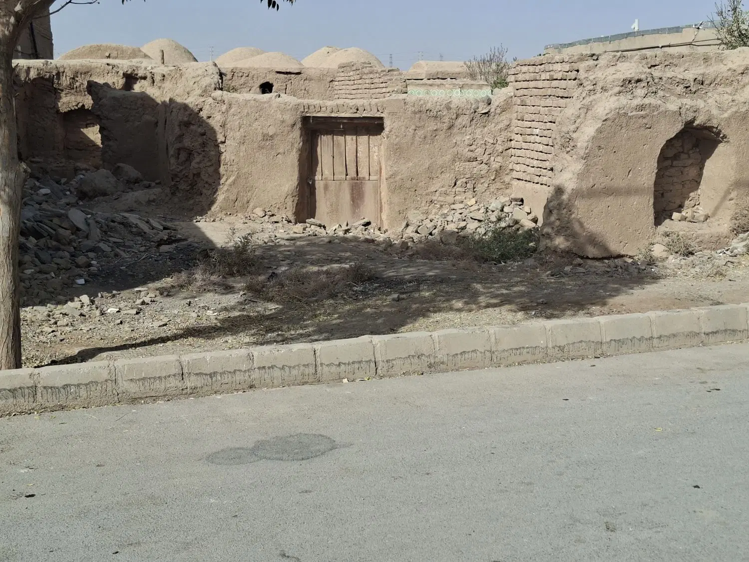 زمین واقع در حاشیه خیابان شهید یعغوبی ۹