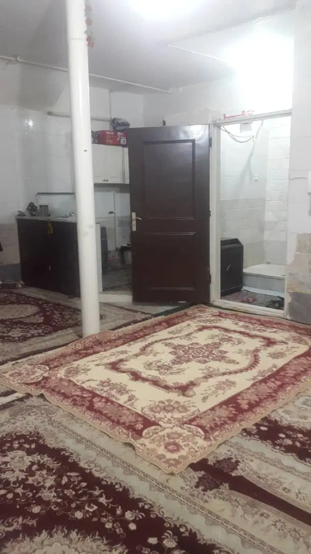 یک واحد زیر زمین ورودی مجزا