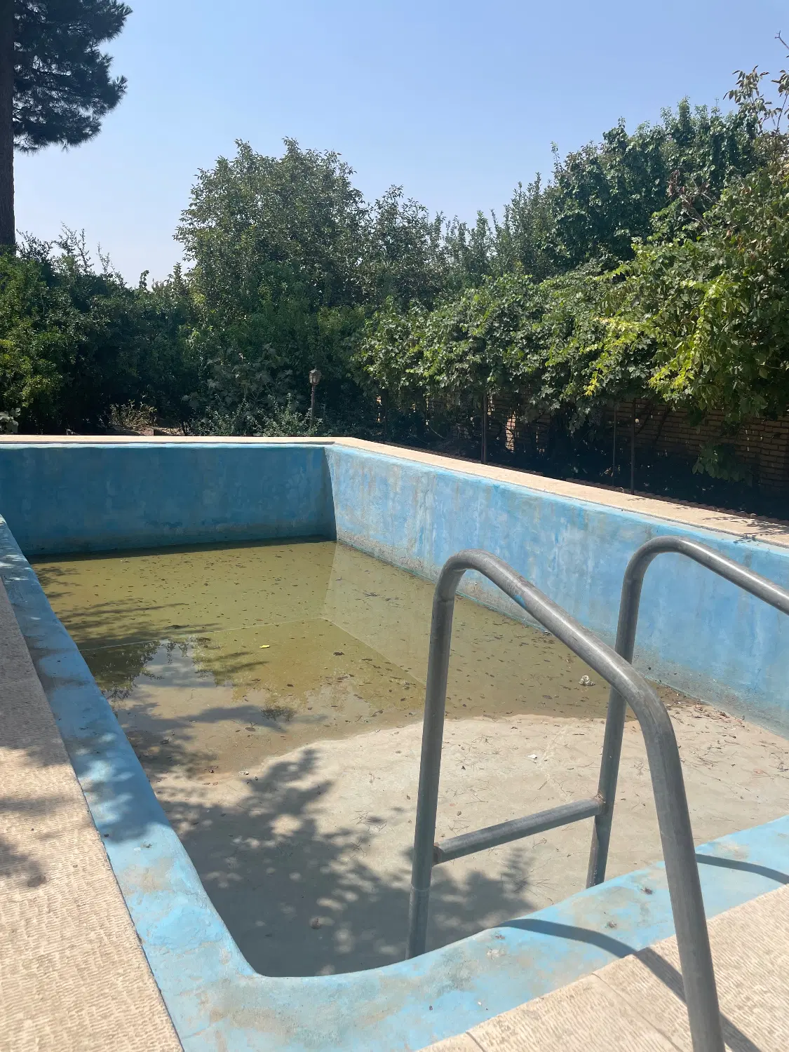 باغ ویلا در ماهدشت_سند تک برگ