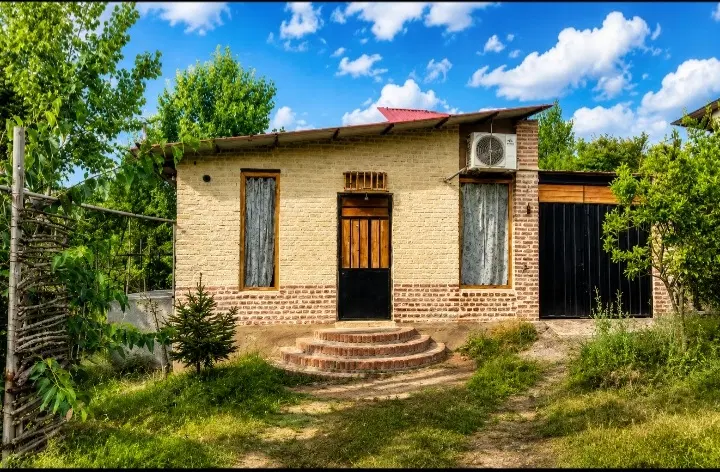 کلبه جنگلی دامون