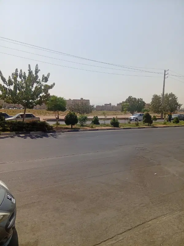 زمین 90متری