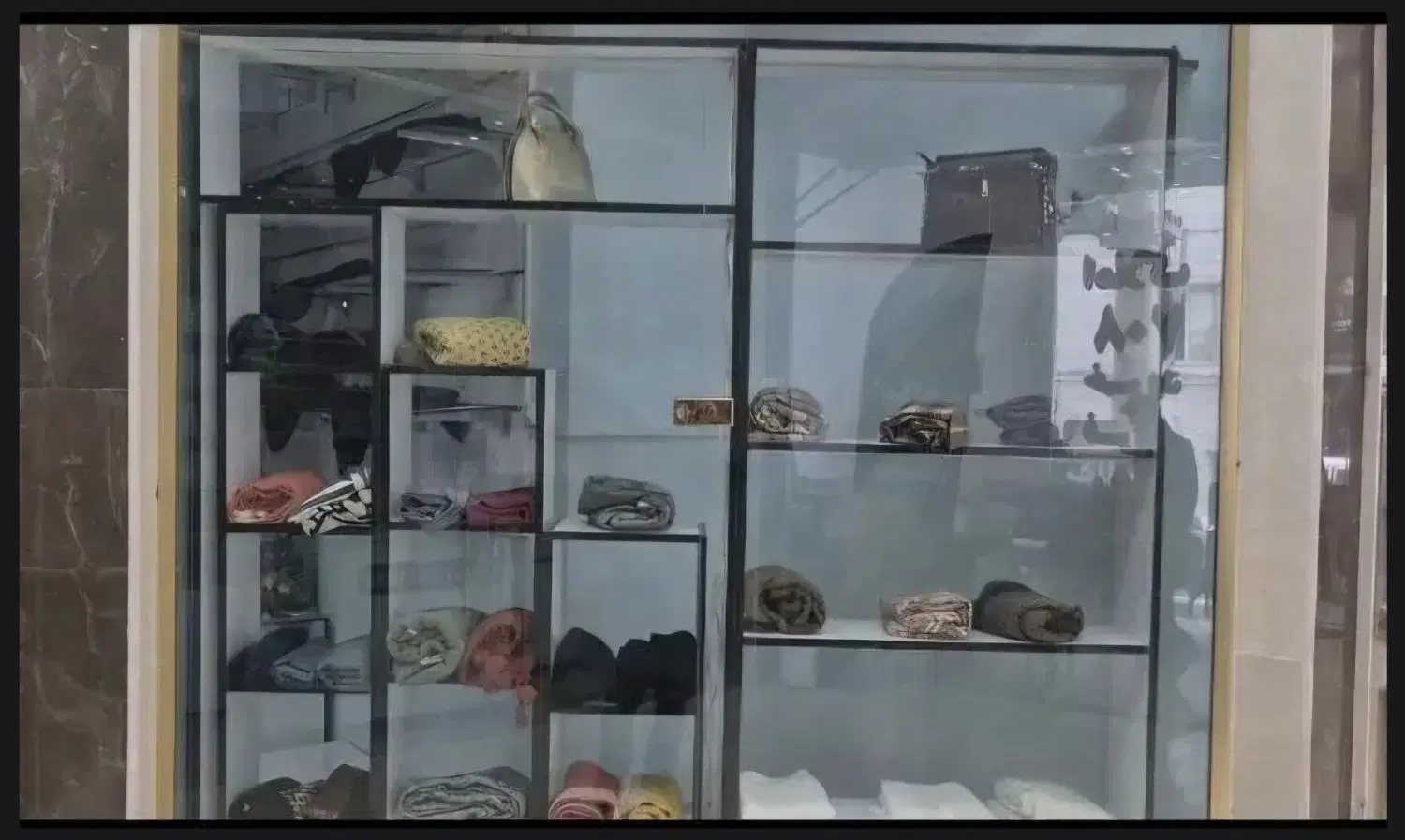 اجاره و فروش مغازه در پاساژ  همکف سیتی سنتر